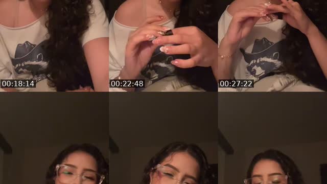 TikTok live: Buenas nocheeees by @yur_tt