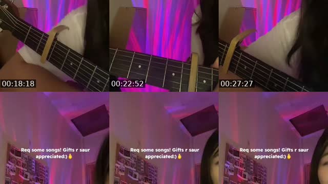 TikTok live: helloo by @lalilalilalilalee