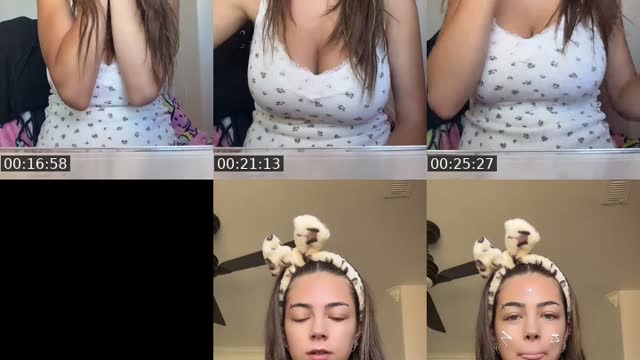 TikTok live: Insta in bio 😋 by @deeznailss
