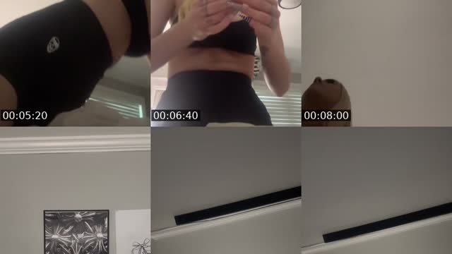 TikTok live: Hellooo by @urfaveybella