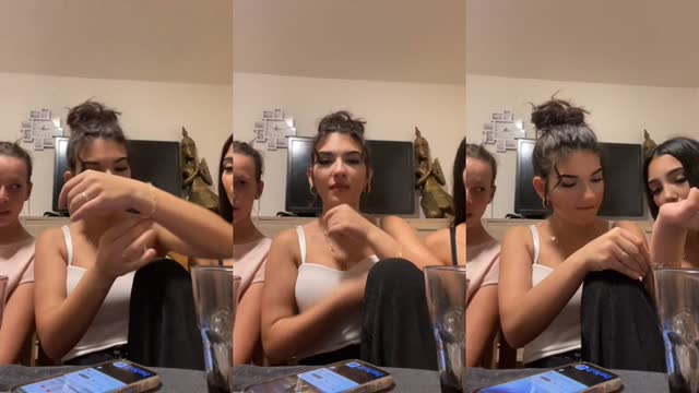 @gle.angelova1 TikTok live