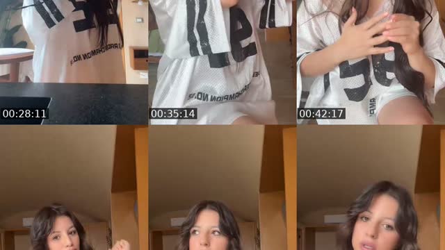 TikTok live: Let’s chat 🩵 by @exclusivexsteph