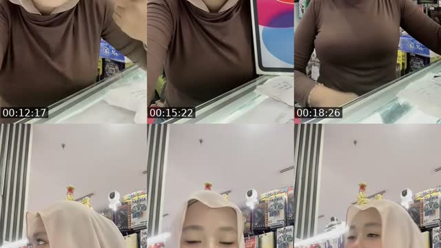 TikTok live: masuk bukak selipar by @nrvsraaa