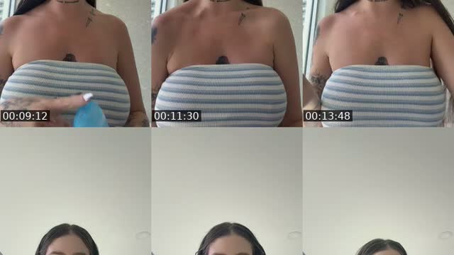 TikTok live: Queen of u look familiar by @3uf00rik