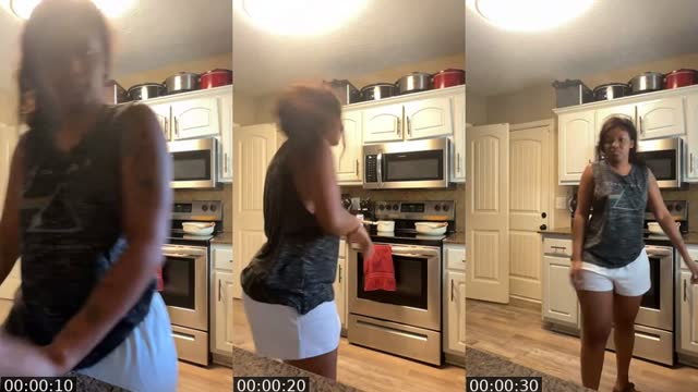 @summoreyee TikTok live from 2026-08-18