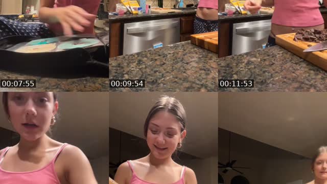 TikTok live: Baking cookies🩷 by @sofiaaraizaa