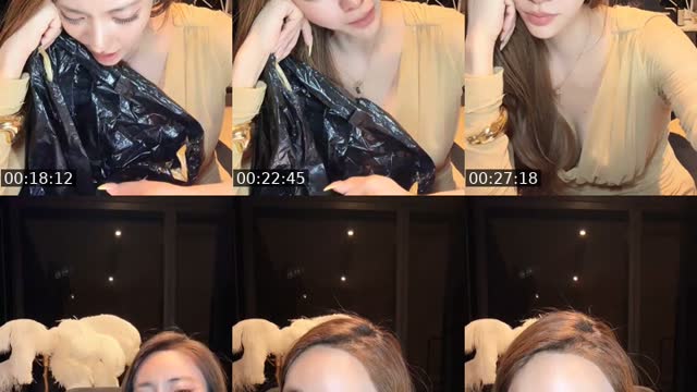 @jennychicly TikTok live from 2026-08-18