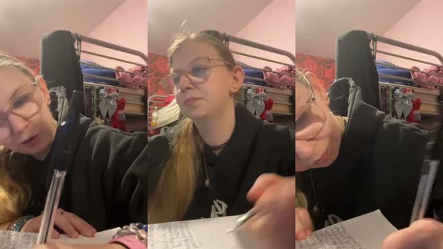 TikTok live: Come chat ❤️ by @sofcr190