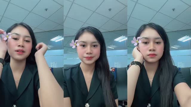 @arinrhmwnt TikTok live