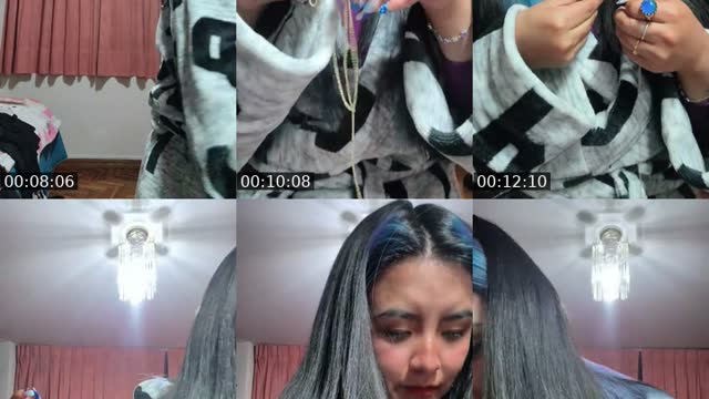 TikTok live: Charlemos un rato💁🏻‍♀️ by @solange.crl