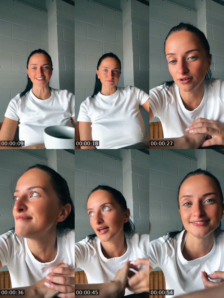 TikTok live: Coffee morning 🤍 by @sophiegilly94