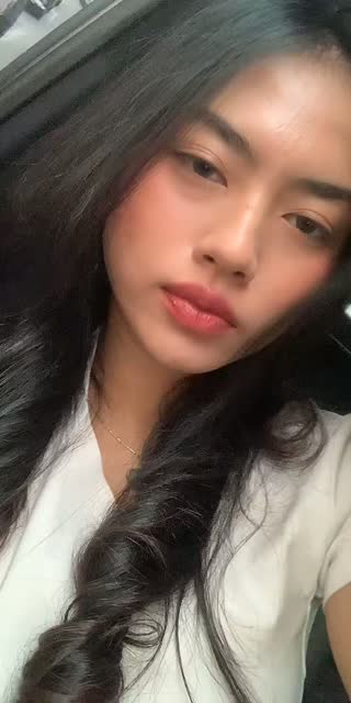 TikTok live: jkt by @araagtc