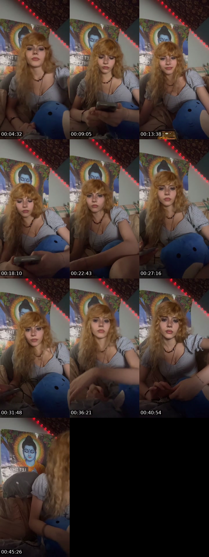 TikTok live: Chilling 😛 by @roselabyrinth