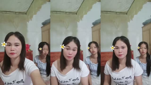 TikTok live: hello everyone by @lisa639034