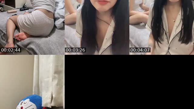 TikTok live: Felices fiestas / parada militar by @dian_meowth