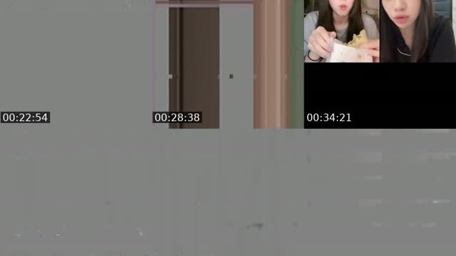 TikTok live: HIIIIII by @reyreynsy
