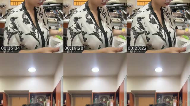 TikTok live: hii by @mushrummm_