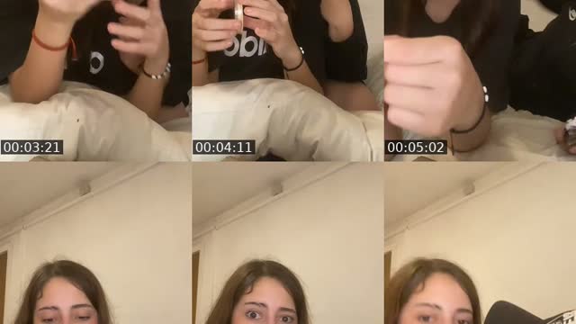 Acá aburridas - @naomilivess0