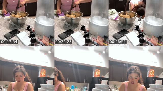 TikTok live: Baking cookies n bullshit by @bluezzzclues
