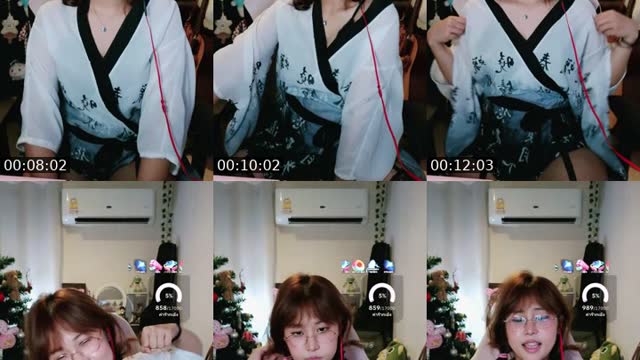 TikTok live: นั่งฟังเพลงชิวๆ by @nikarosa