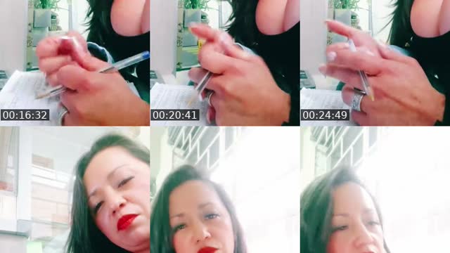 TikTok live: charlemos by @betty.carrin2