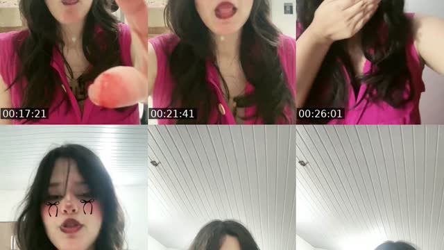 TikTok live: 🔥 by @kittymalita2