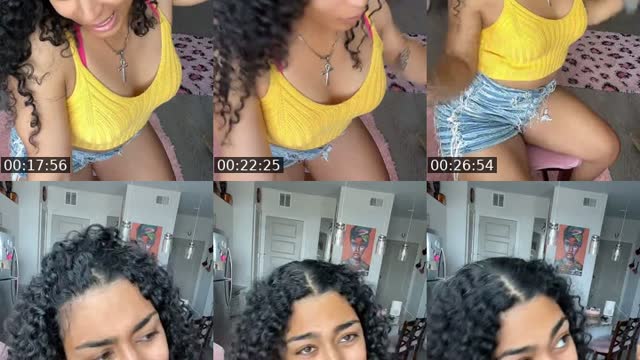 TikTok live: Ur Fav Bby Mama 😍💕 by @zurichaka