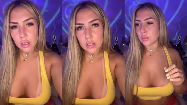 @skye__xox TikTok live