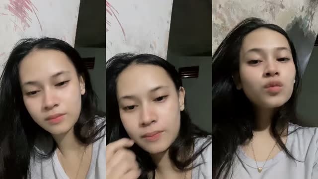 TikTok live: 😭 by @zy09297
