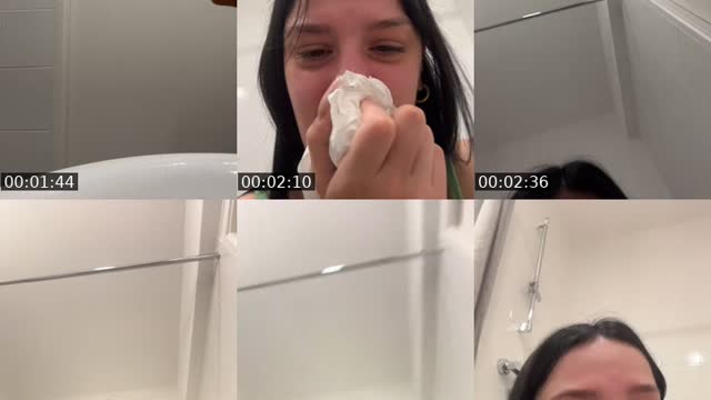 @emmgclvs.19 TikTok live