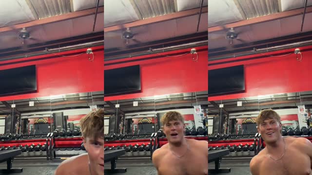 LATE NIGHT BACK DAY😳 - @callme.biggs