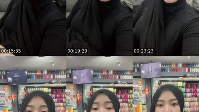 TikTok live: 🖱️ by @madmunchkiens_