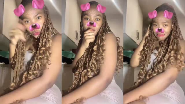 @_lindokuhlee TikTok live