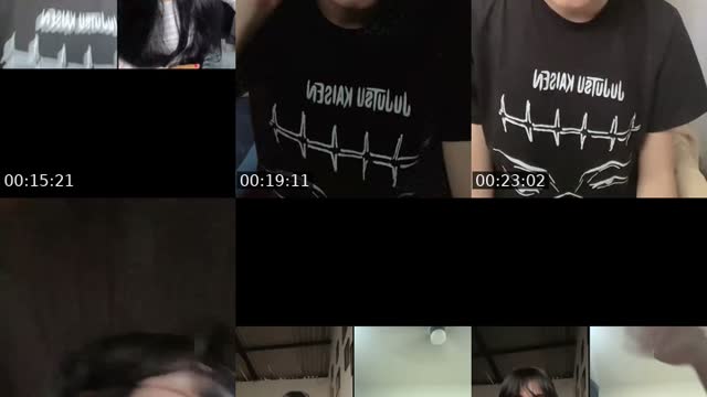 TikTok live: Hola by @zoegrm15