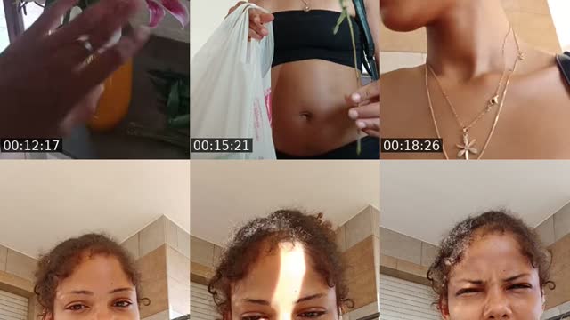 TikTok live: . by @zoeyqn_n
