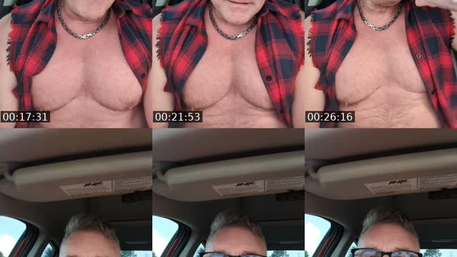 TikTok live: Muscle is Back by @thesizeprophet