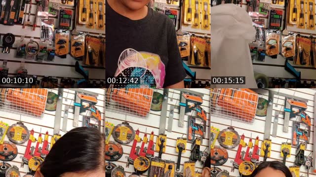 @anacorval0 TikTok live from 2026-08-11