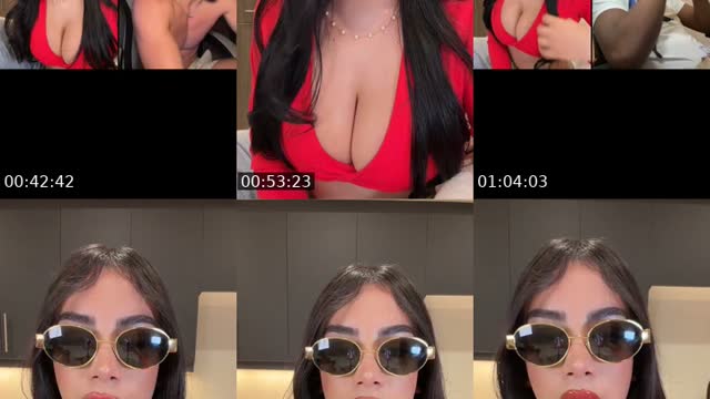TikTok live: Kiss? by @2seaters