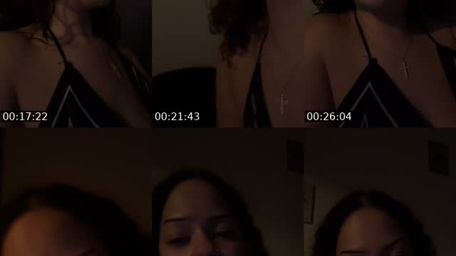 TikTok live: Come chat :) by @brinixole