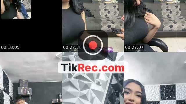 TikTok live: Hola by @soft.eveeee