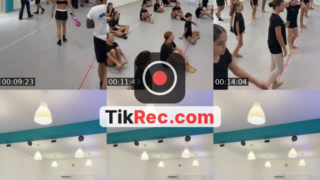 @vstudiodance TikTok live