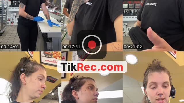 TikTok live: 🤡 by @_dark_temptress666