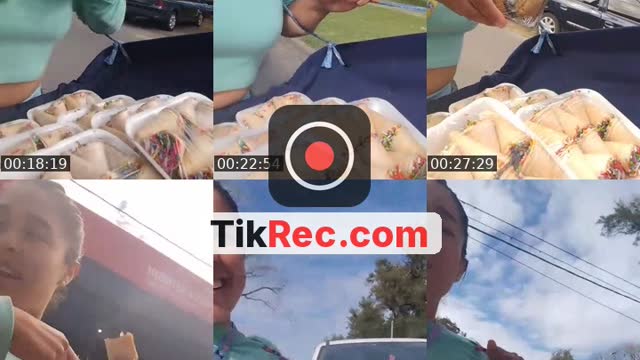 TikTok live: vendemoss cosas dulces? by @celesro_