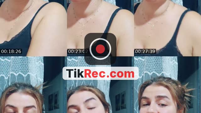 TikTok live: it's my birthday🩷 by @leandra3215