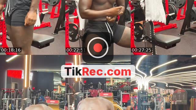 TikTok live: GYM TIME by @phitmeech_journey