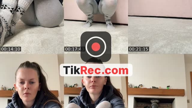 TikTok live: VIP PAGE in bio 🌽💙🤍 by @beckii_daily
