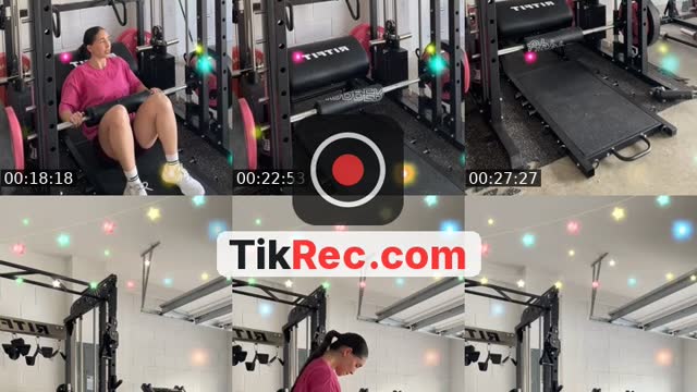 TikTok live: Dm “coach” 1:1 coaching info by @priscicorona