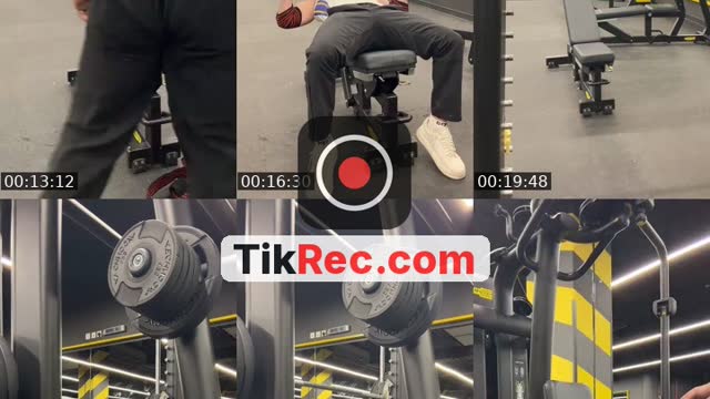 TikTok live: تمرينه بنش 🦾 by @ifbb_mohamed_manny