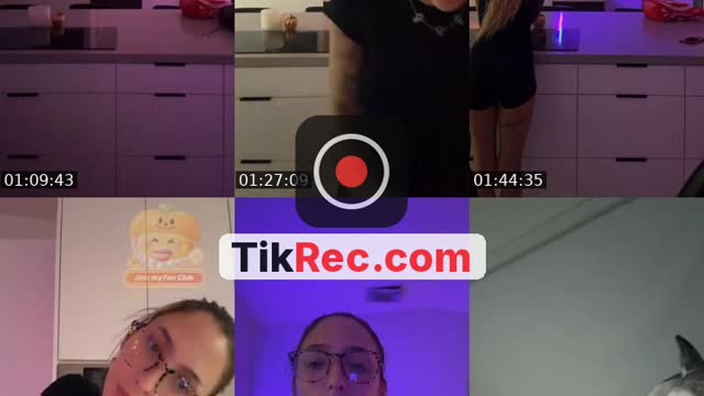 TikTok live: Usneverthem by @sunnychristinaaa
