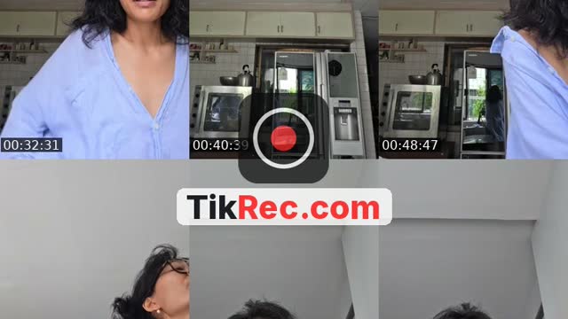 TikTok live: ສະບາຍດີ by @phixayabouly